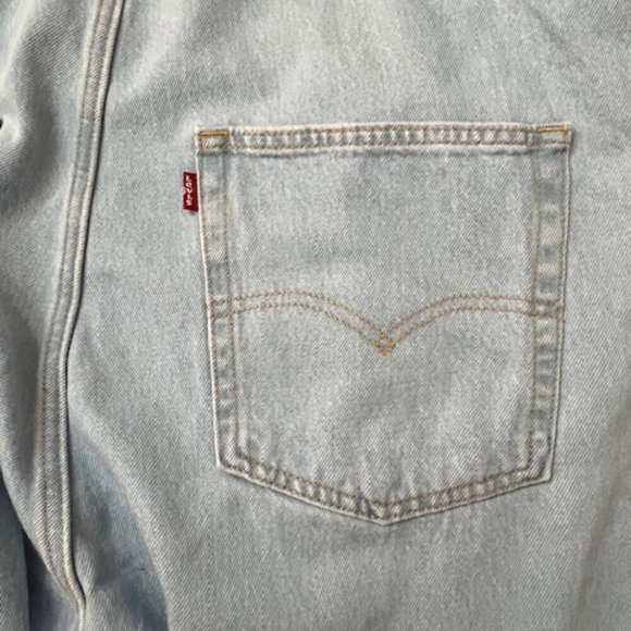 Levi's Vintage-Style Denim Overalls Light Wash in Stone Shadow L/XL - Picture 5 of 9